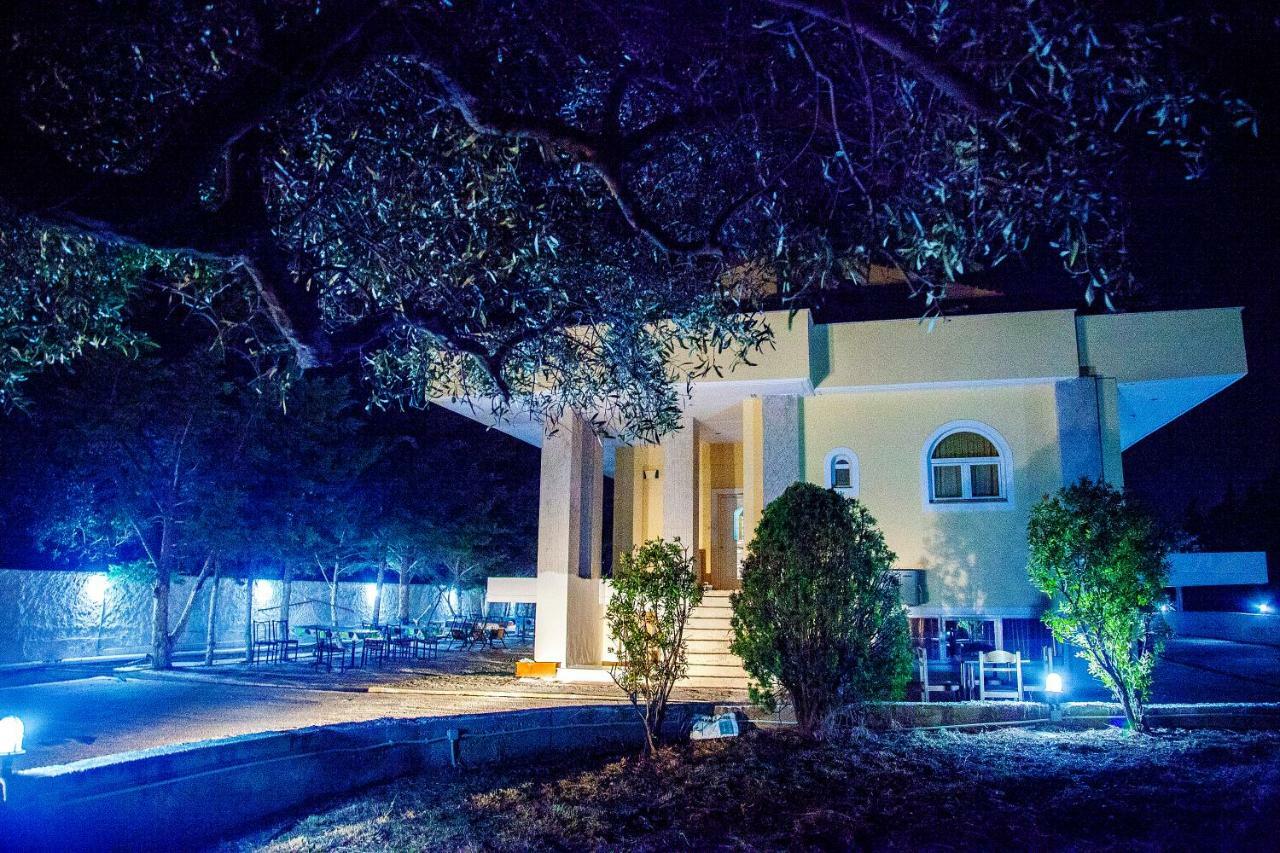 Cozy Country House Hotell Kalivia Thorikou Exteriör bild