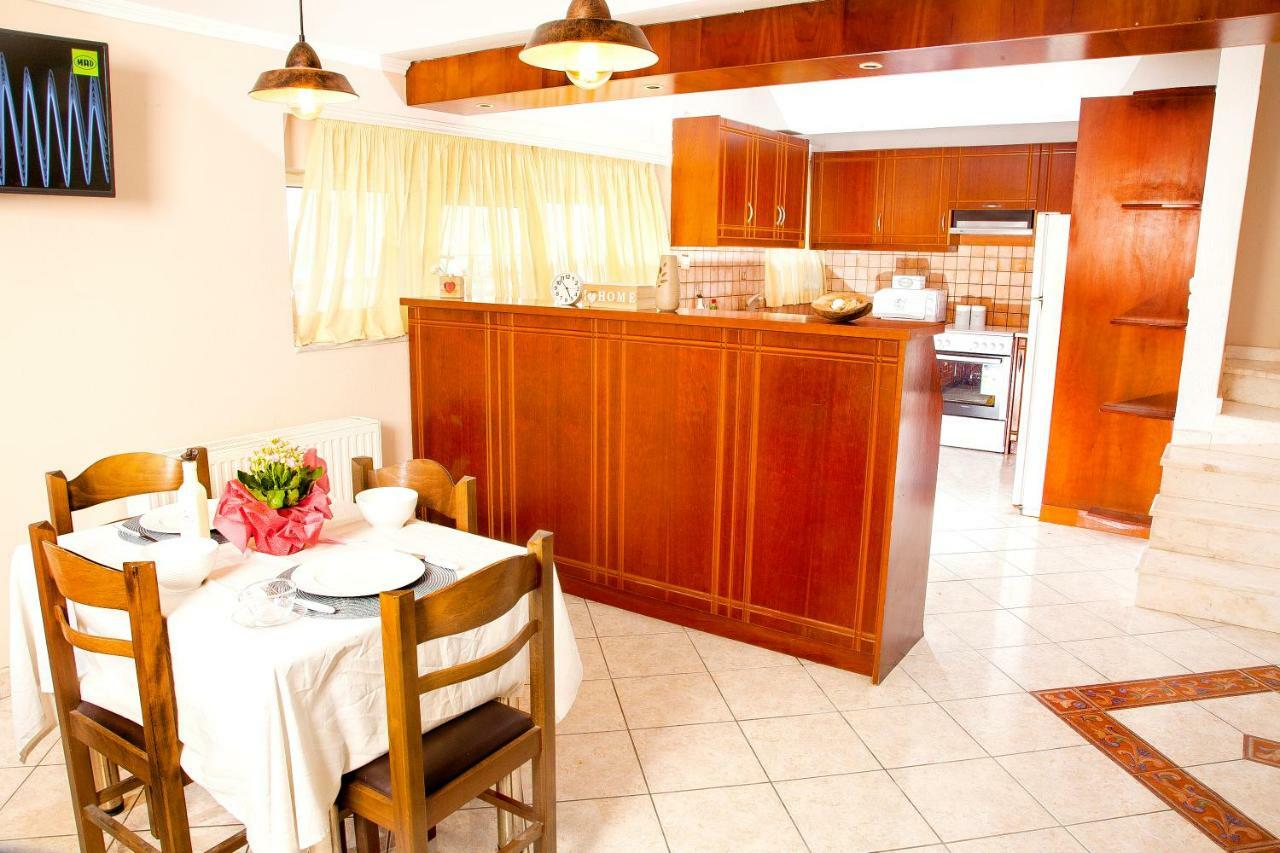 Cozy Country House Hotell Kalivia Thorikou Exteriör bild